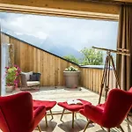 Werdenfelserei Hotel 4*