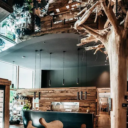 Werdenfelserei Szálloda 4*