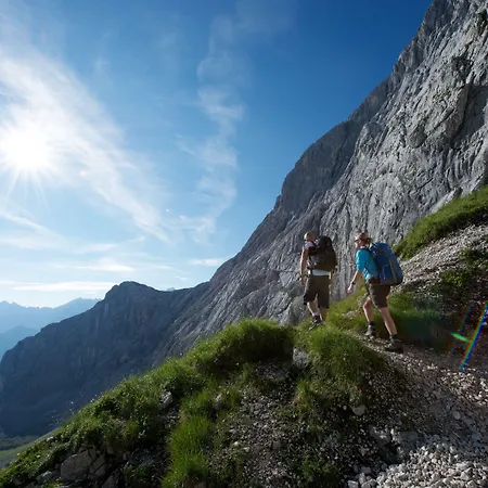 Werdenfelserei Hotel Garmisch-Partenkirchen