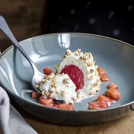 Werdenfelserei Szálloda Garmisch-Partenkirchen